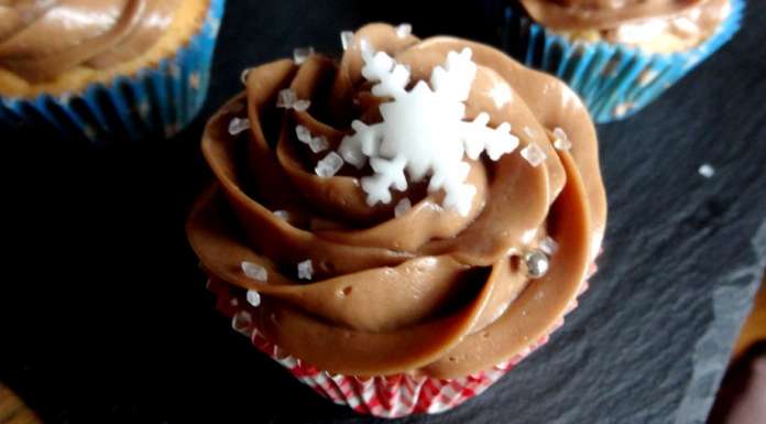 cupcake noisettes cannelle top praliné