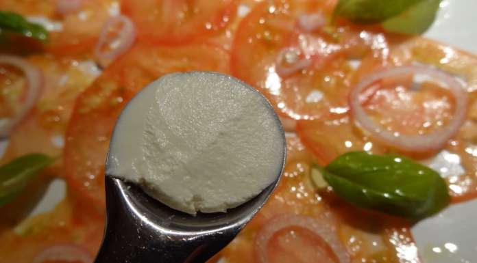 cuillères de fromage frais pour l'onctuosité