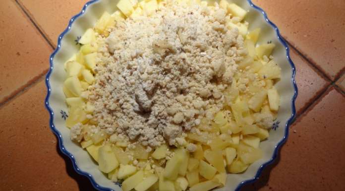 Crumble pommes, ananas, amandes 6