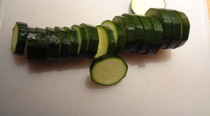 Tartare courgette, concombre et avocat 1