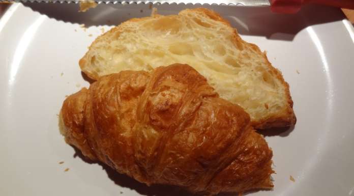 Croissants aux amandes 3