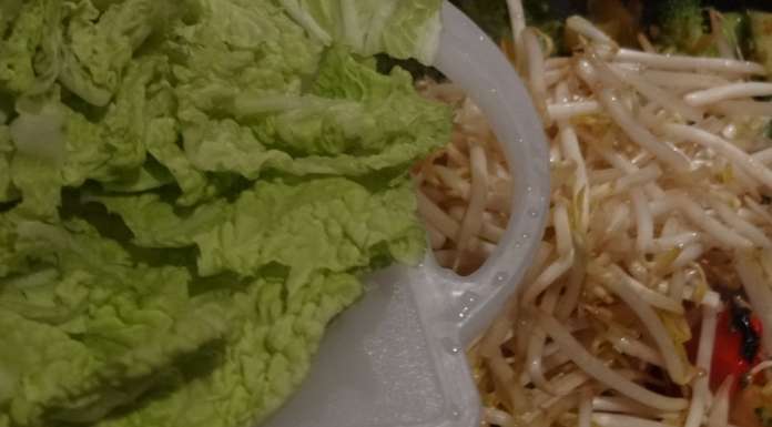 Nouilles de riz sautées aux brocolis et chou chinois 13