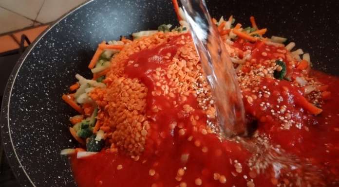 Soupe de légumes aux quinoa et lentilles corail  8