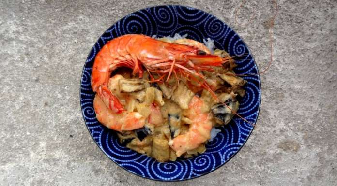 Vambatu ha issan (Sri Lanka) - Curry de crevettes aux aubergines 0