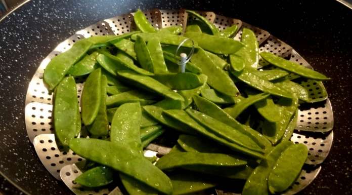 Salade de pois gourmands, chataigne et feta 2