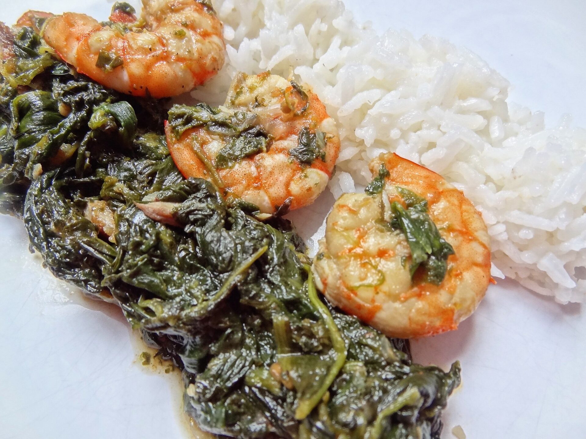 recettes gabonaises Sauce épinards crevettes et poisson fumé