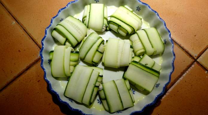 Présentation des paquets de raviolis de courgettes à la ricotta