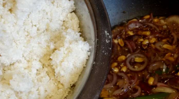 Upma keto verser la semoule de chou-fleur