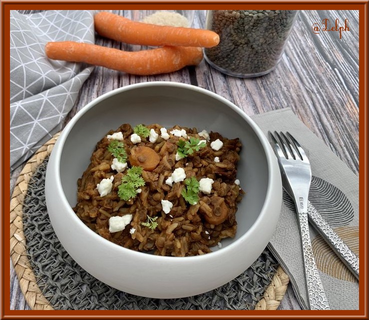 Recettes tadjikes lentielles et riz aux tomates et carottes