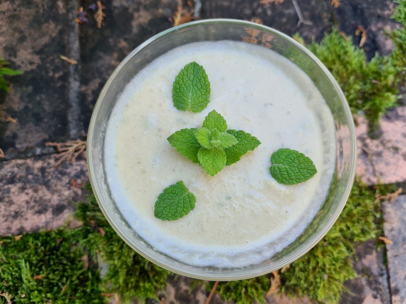 recettes vincentaises crème de concombre à la noix de coco